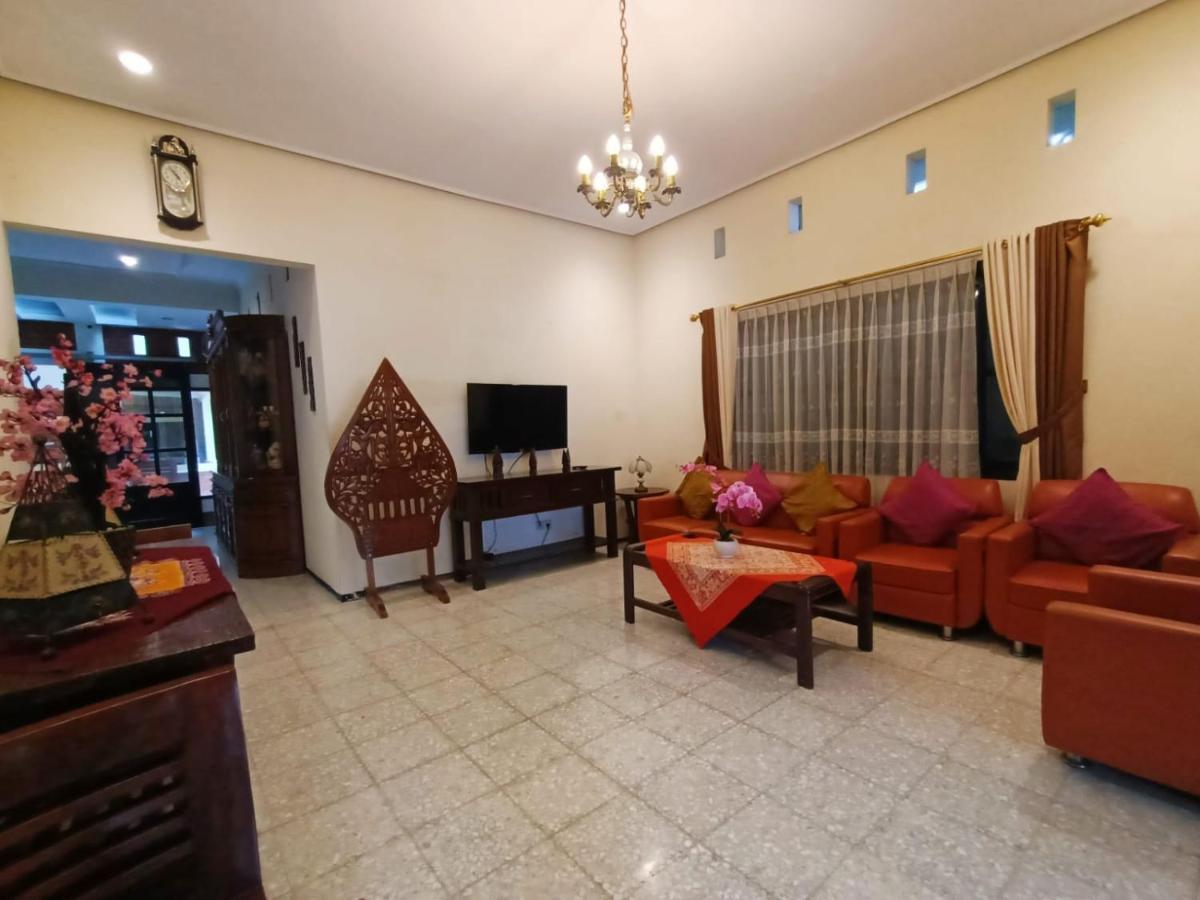 Rumah Kami Guest House Yogyakarta Eksteriør bilde